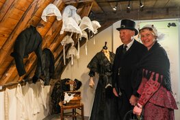 Oudheidkamer opent in stijl