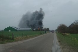 Brand bij agrarisch bedrijf op Texel