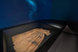 Museum Kaap Skil onthult 17e-eeuwse trouwjurk uit wereldberoemd Texels scheepswrak