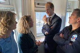 Burgemeester opent nieuwe tentoonstelling vuurtoren