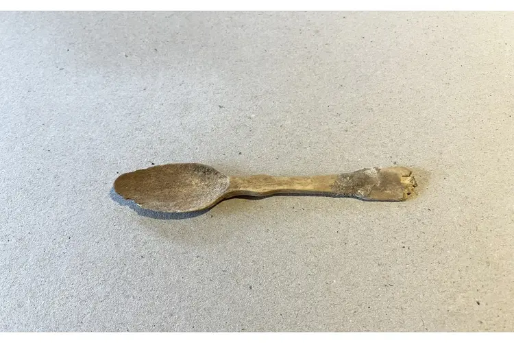 Archeologische vondsten onder vloer Oudheidkamer