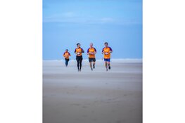 Loop op 22 maart 2025 mee voor 100% genezing: Texel rent voor KiKa