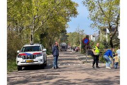 Fikse brand in bossen op Texel, rookwolken in wijde omgeving te zien