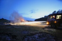 Forse rookontwikkeling door brand Meierblis in Den Burg