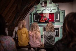 Feest bij de Oudheidkamer