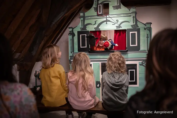 Feest bij de Oudheidkamer