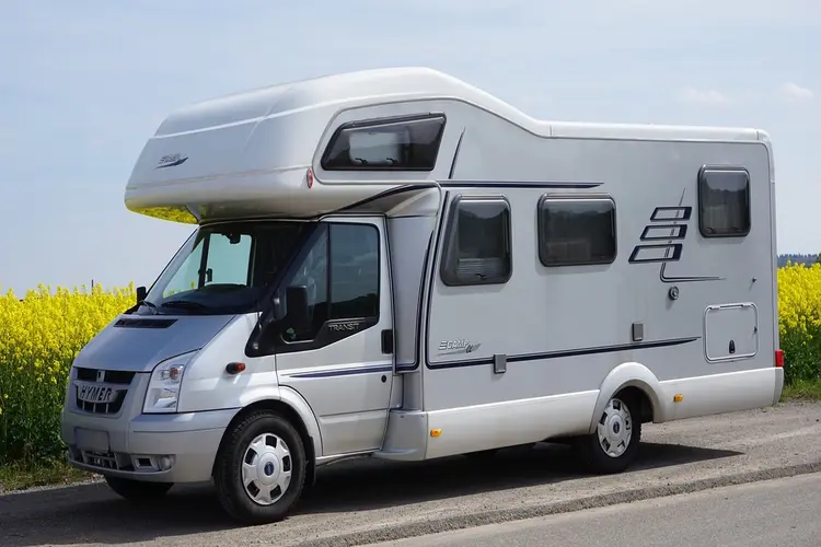 Met de camper op reis? 3 dingen waar je beslist rekening mee moet houden!