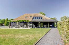 Stap binnen op Laanderweg 19 in Heerhugowaard waar wonen, werken en genieten samenkomen