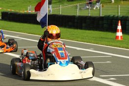 Max van den Heuvel dominant kampioen in de Honda Cadet bij NXT GP: "Maak je misschien maar een keer mee"