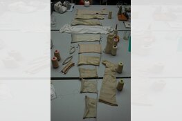 Zes reconstructies kousen Palmhoutwrak af