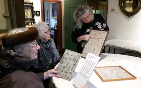 Laatste blik op merklappen in Oudheidkamer