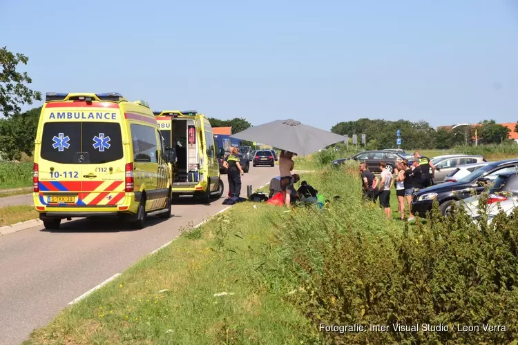 Parachutisten botsen in de lucht