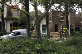 Gaslek in woonwijk Texel, brandweer zet straat af