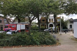 Gaslek in woonwijk Texel, brandweer zet straat af