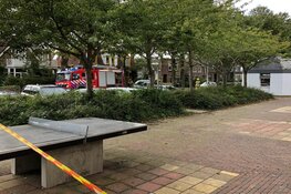 Gaslek in woonwijk Texel, brandweer zet straat af