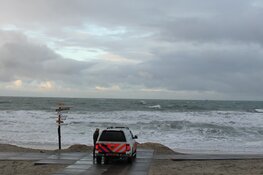 Twee bemanningsleden Texelse reddingsboot gewond bij zoektocht naar vermiste kotter
