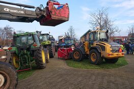 Boeren op Texel proberen gemeentehuis te bezetten
