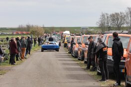 Enorme drukte bij uitvaart talentvolle autocoureur Laurens