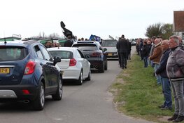 Enorme drukte bij uitvaart talentvolle autocoureur Laurens