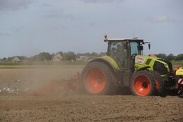 Water in natuurgebied Wagenjot op Texel gepompt tegen de droogte