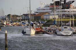 Zeiljacht met problemen voor kust van Texel