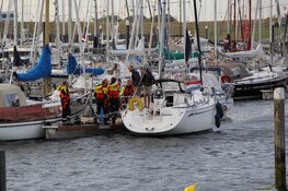 Zeiljacht met problemen voor kust van Texel