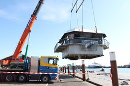 TESO stuurhuis op transport naar museum