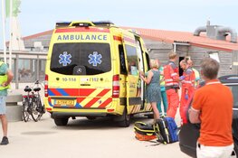 Zwemmer in problemen bij De Koog