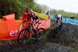 Denise Betsema derde bij Jaarmarktcross Niel