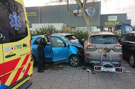 Ongeval op parkeerplaats: 5 auto&#39;s zwaar beschadigd