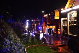 Brand op dak van woning in Den Burg