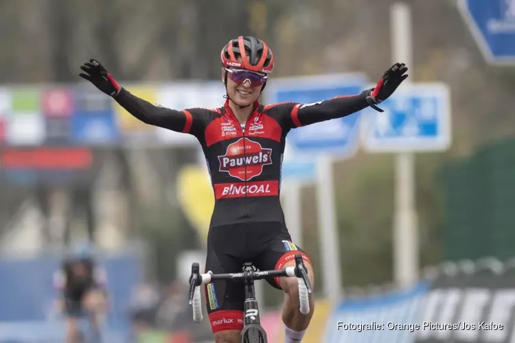 Denise Betsema wint ook in Sint Niklaas