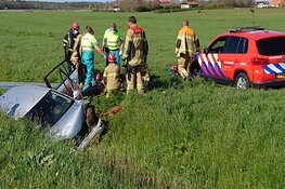 Eenzijdig ongeval Den Hoorn, twee gewonden