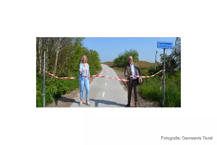 Fietspad door Eierlandse duinen officieel geopend