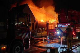 Grote brand verwoest restaurant in De Cocksdorp