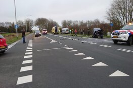 Botsing tussen auto en camper op Texelse Pontweg