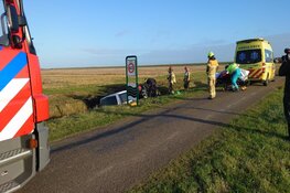 Bestelbus te water in Den Hoorn