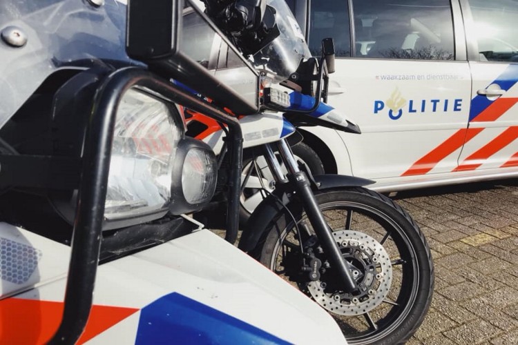 Politie zoekt getuigen woningbrand